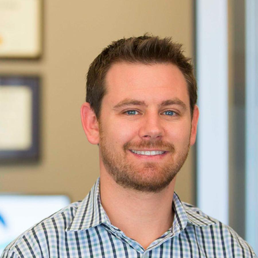 Dr. Daniel Scott